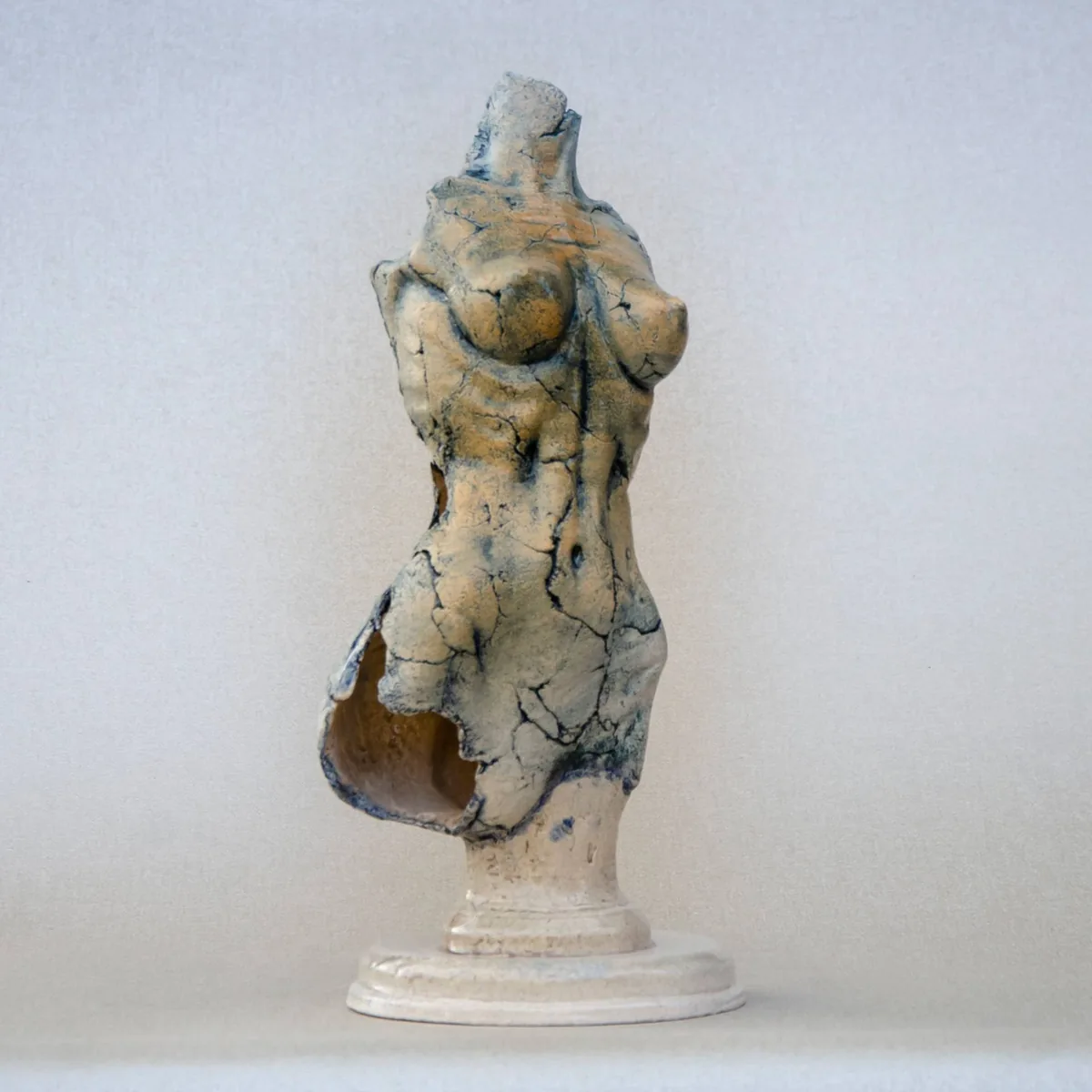 Sculpture “Quiet Form I”, ceramic, 26 cm — Yaroslav Paraponiak